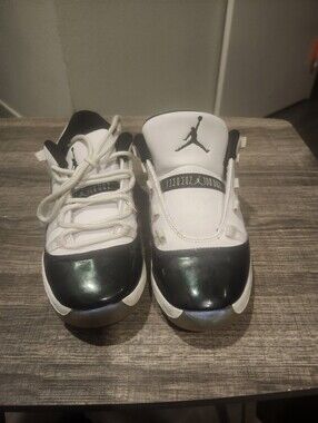 Nike Air Jordan 11 Retro Low 'Emerald'  505835-145  Youth Size 3Y